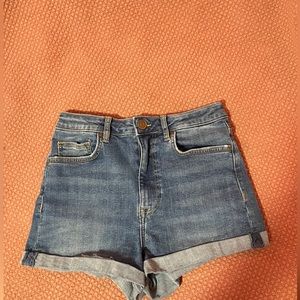 Forever 21 Jean shorts size 4 denim